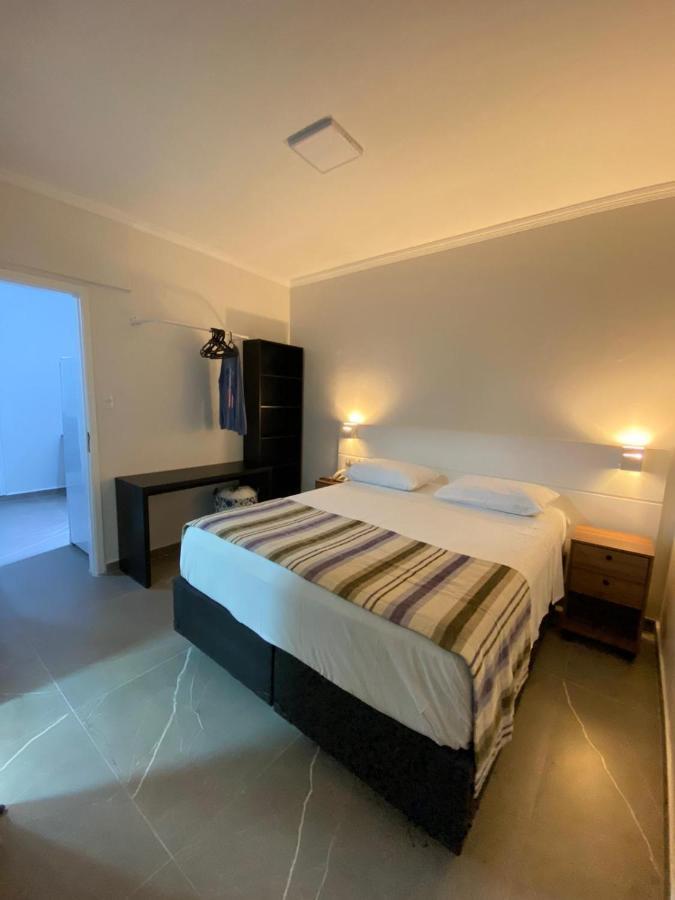 Flat - Acomoda Ate 4 Hospedes - Bairro Do Gonzaga - Santos Sp 外观 照片